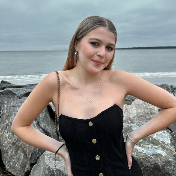 jolienelson21